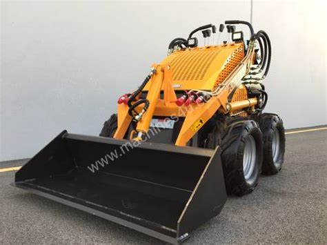 Used 2019 Austrac Austrac Mini Loader 23hp petrol Briggs and 